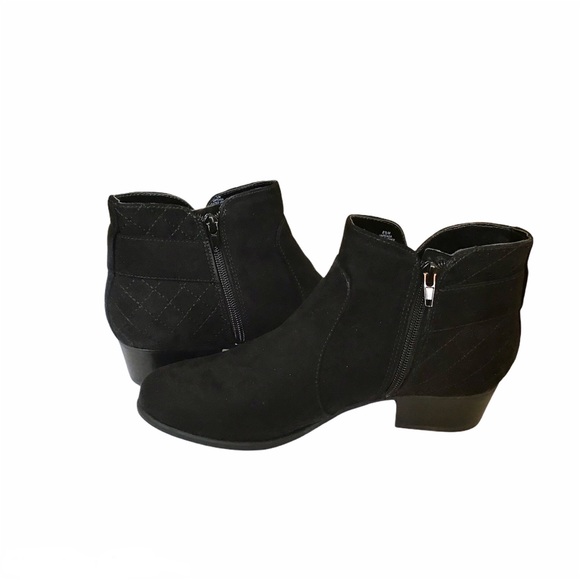 Unisa | Shoes | Unisa Pensa Bootie 